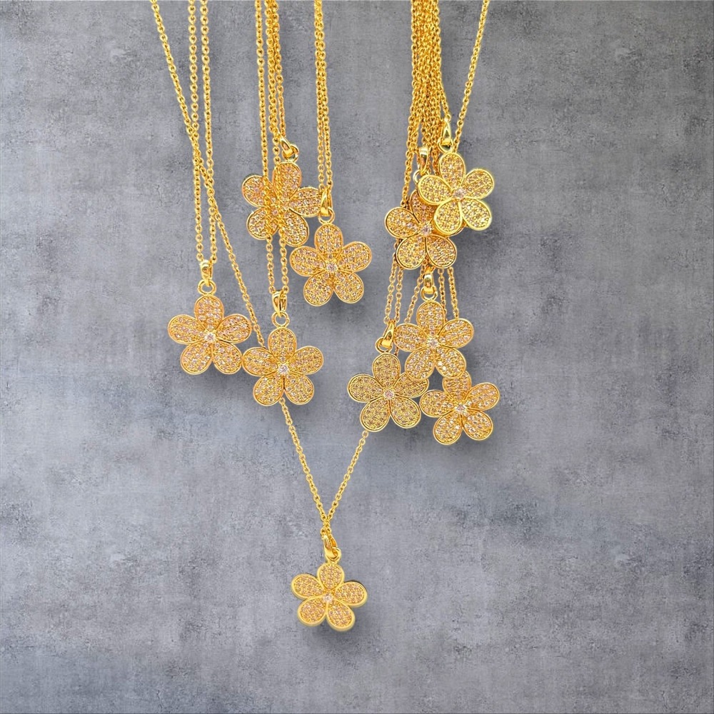 NEW Lot of 10 Gold Flower Necklaces Rhinestones Reseller Bundle Adjustable Chain - Picture 3 of 8